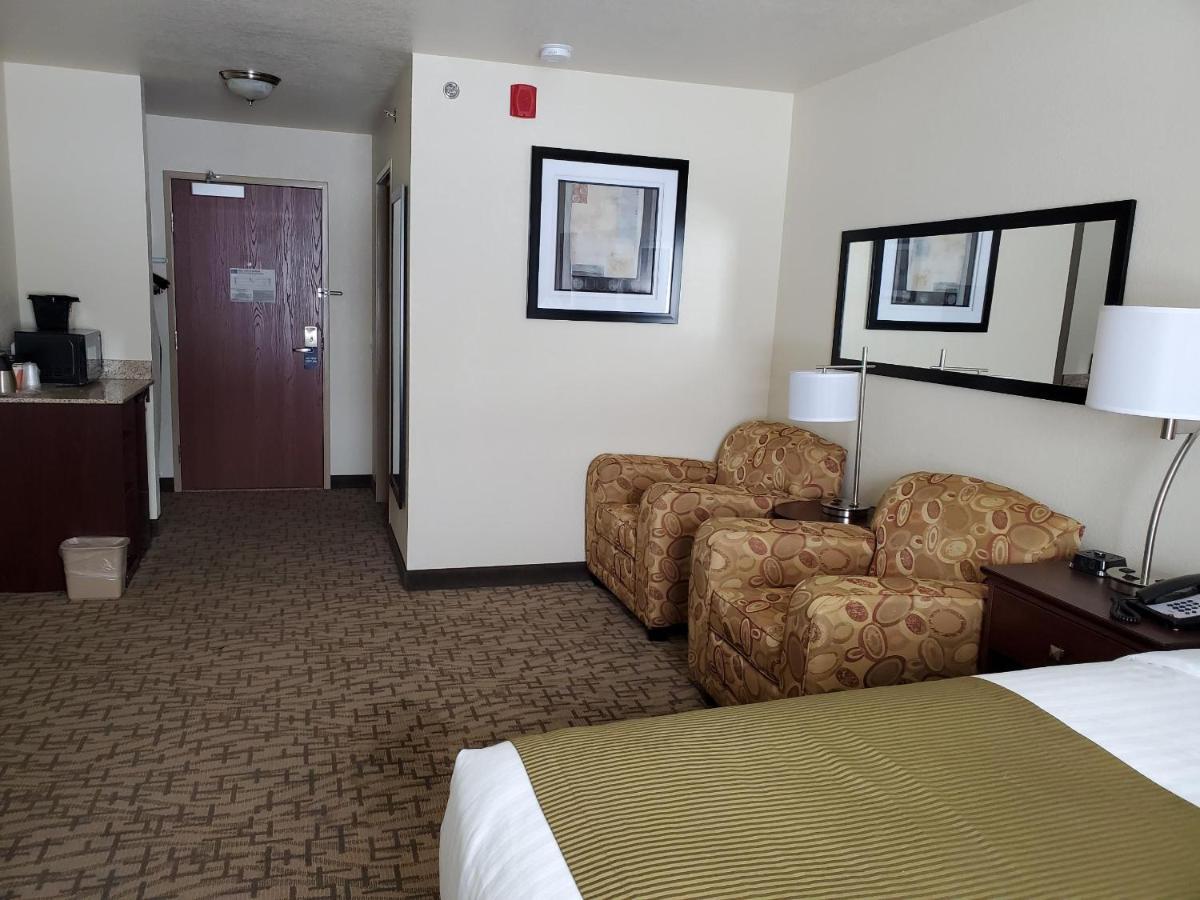 Cobblestone Inn & Suites - Barron エクステリア 写真