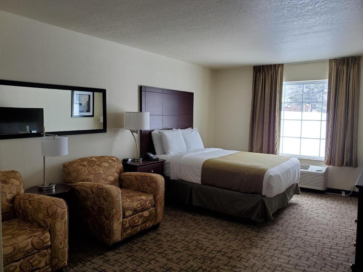 Cobblestone Inn & Suites - Barron エクステリア 写真