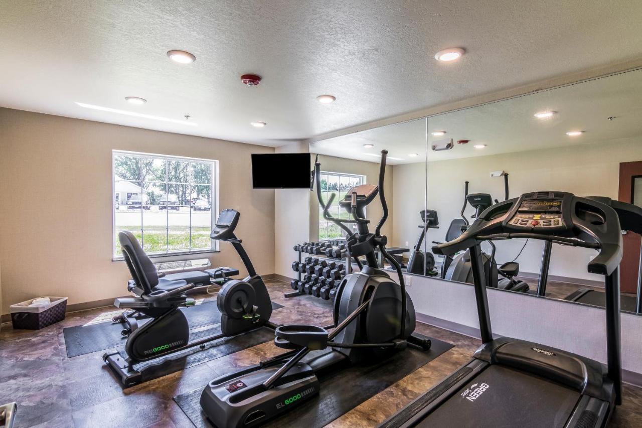 Cobblestone Inn & Suites - Barron エクステリア 写真