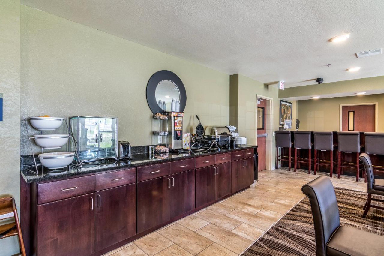 Cobblestone Inn & Suites - Barron エクステリア 写真
