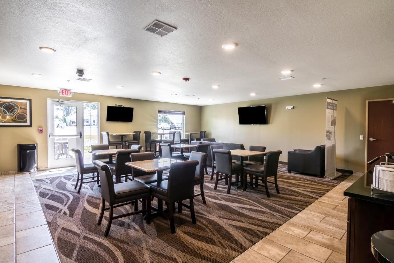Cobblestone Inn & Suites - Barron エクステリア 写真