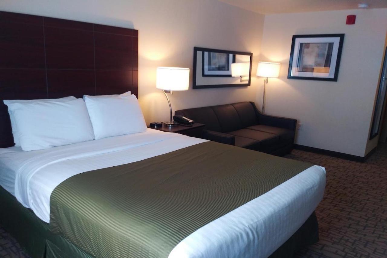 Cobblestone Inn & Suites - Barron エクステリア 写真