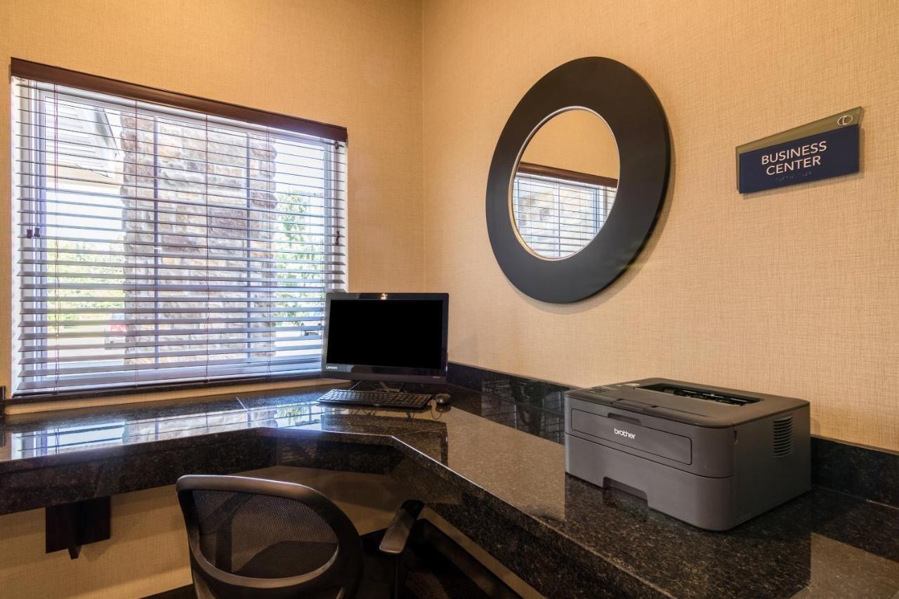 Cobblestone Inn & Suites - Barron エクステリア 写真